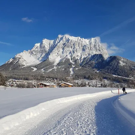 霍福赫快乐营地酒店 莱尔莫斯