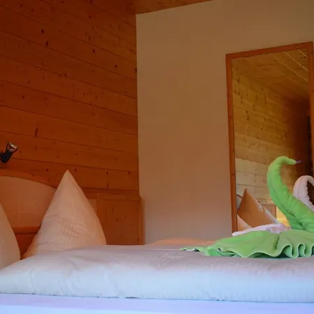 Gæstehus Happy Camp Hofherr 2*