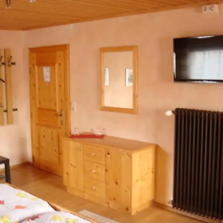 Happy Camp Hofherr 2*