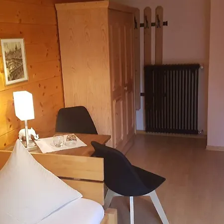 Happy Camp Hofherr Gæstehus 2*