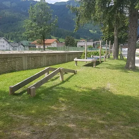 Happy Camp Hofherr Gæstehus 2*